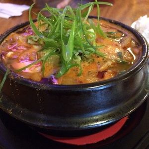 Meet your Posher, Ana